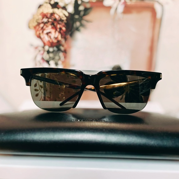 saint laurent sunglasses unisex: few scratches- nice color- include box - Picture 2 of 13